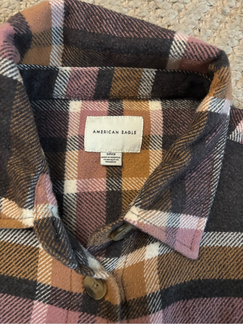 American Eagle Plaid Flannel Shirt Small Brown Tan Pink Button-up - Picture 3 of 4